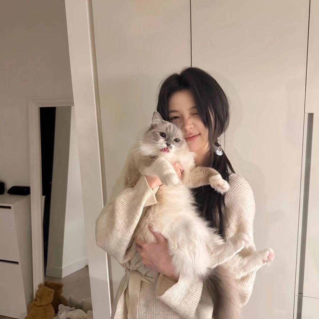 微雯