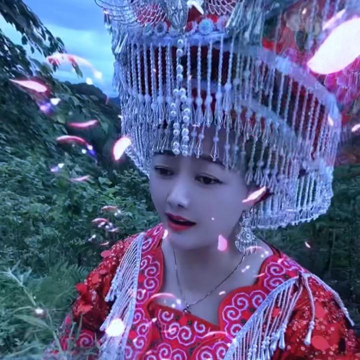 爱唱歌：苗妹