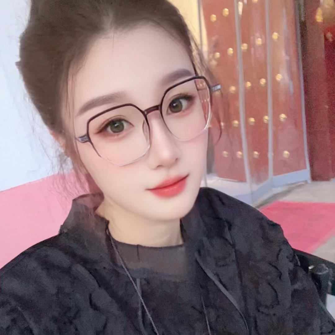 艳逗逗~辛兴美甲美睫护肤正骨康复脏腑点穴