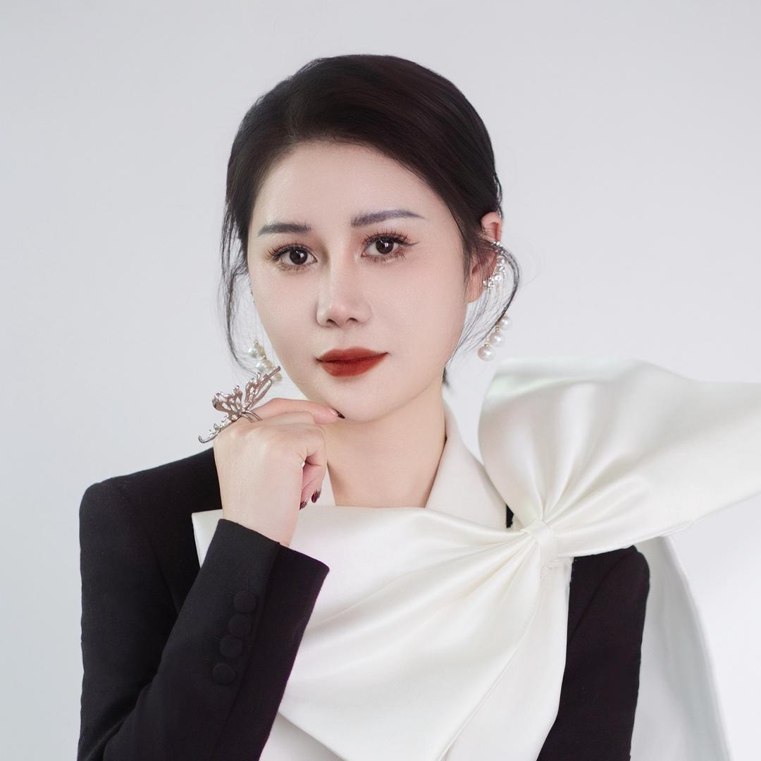 丑总👑肤奢华美 谜芙缇创始人