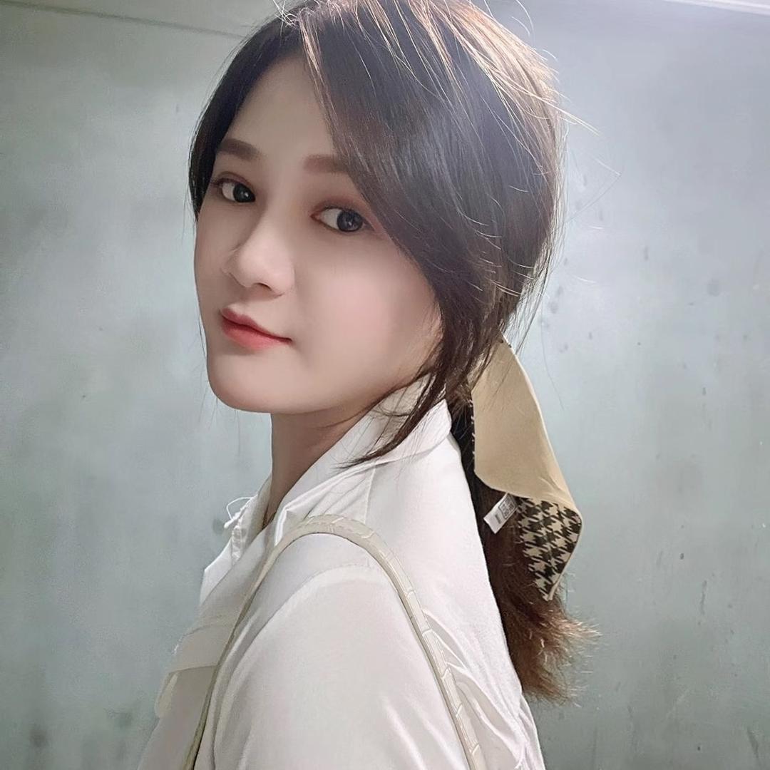 官美丽