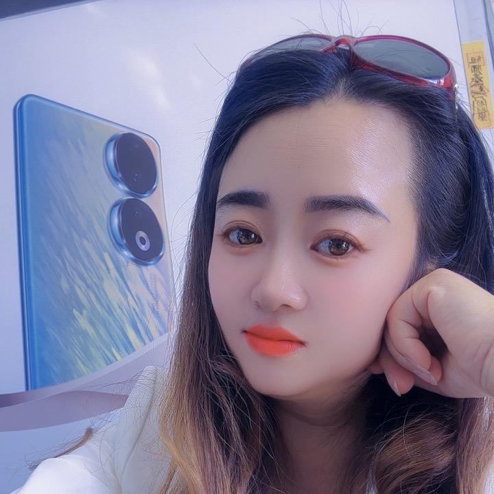 四方通讯艳姐