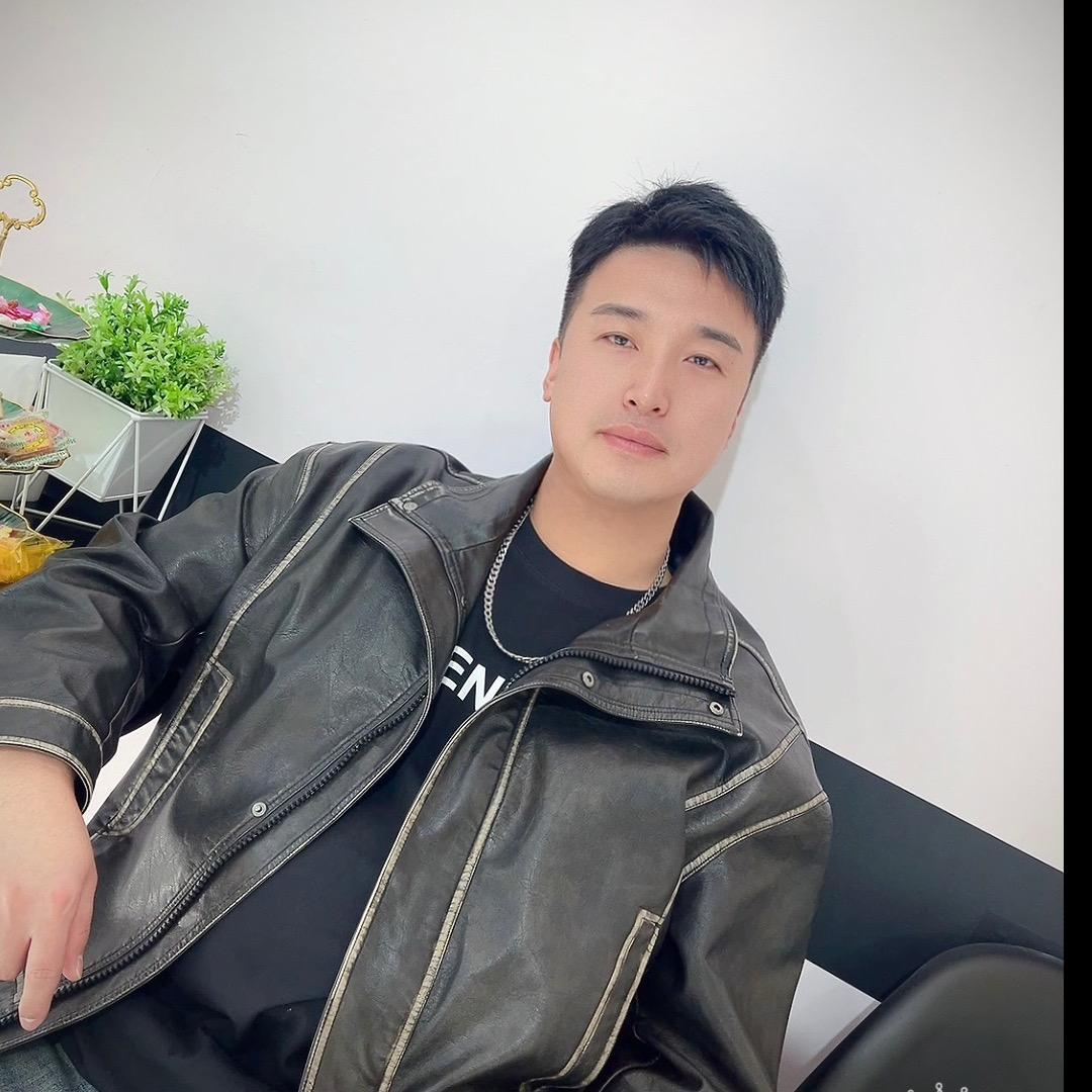 维多利亚沙龙店长