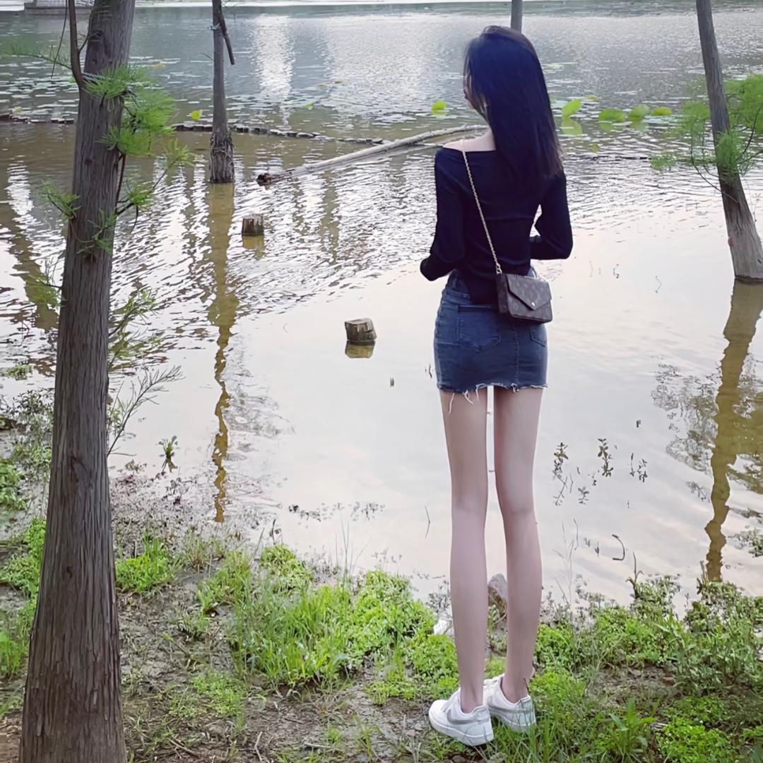海绵饱饱爱睡觉