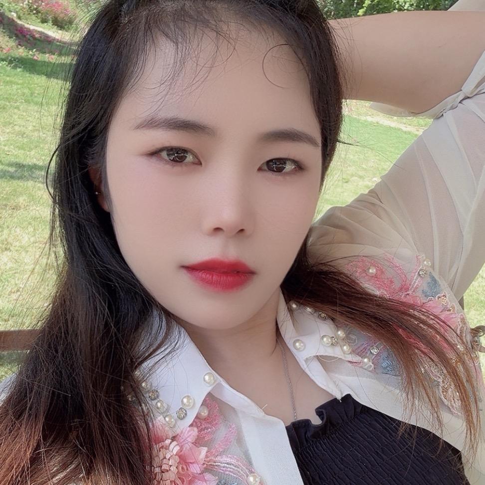 @彩彩
