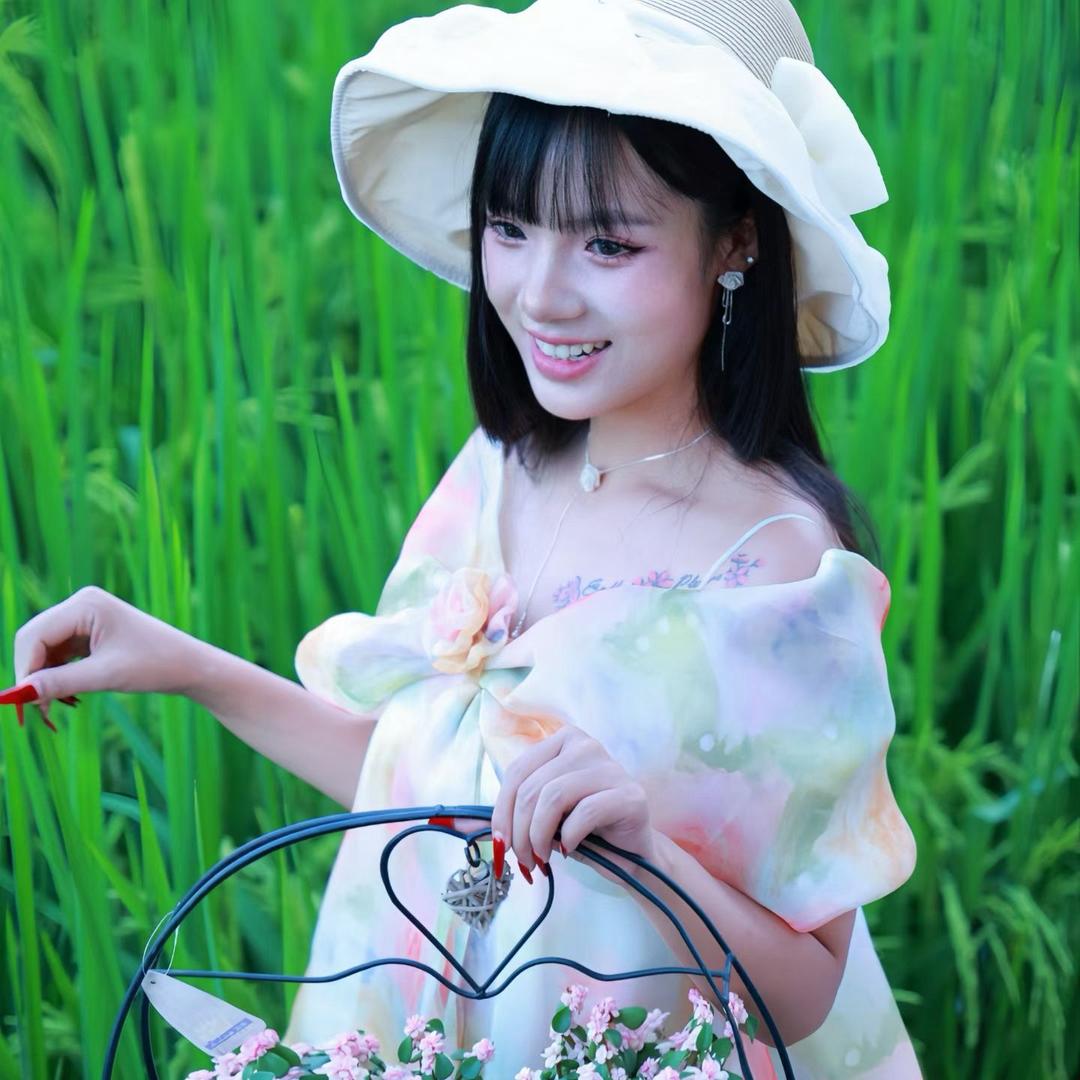 欧尼•