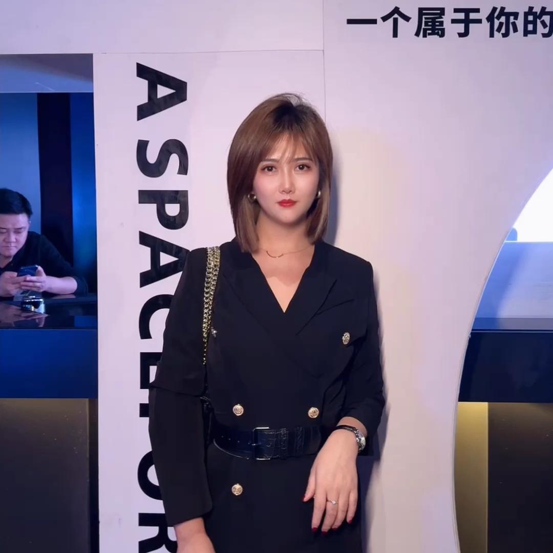 敏姐👑