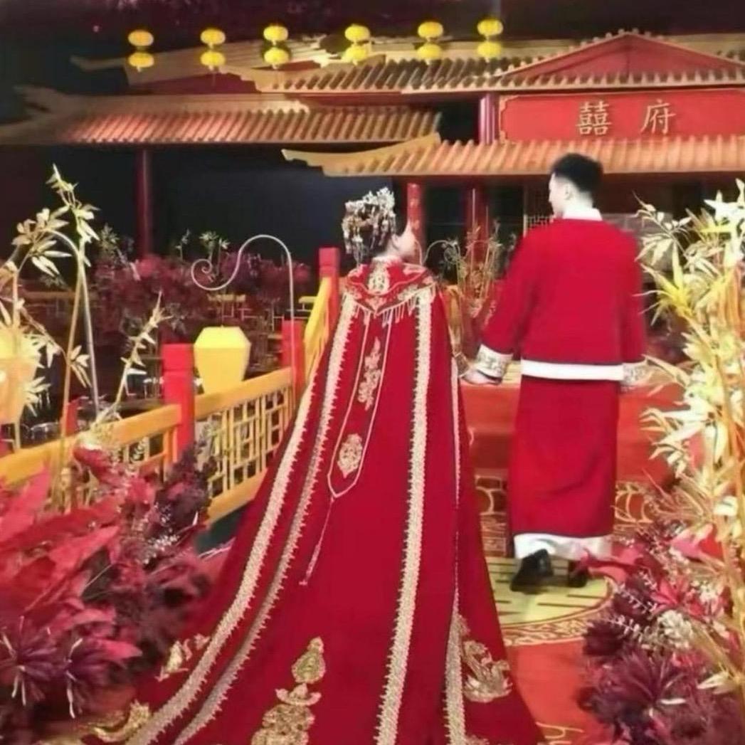 龙麻子婚礼现场助播