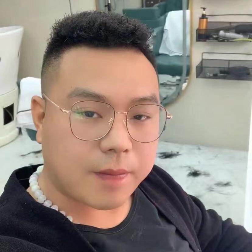 李憨憨 🎙️