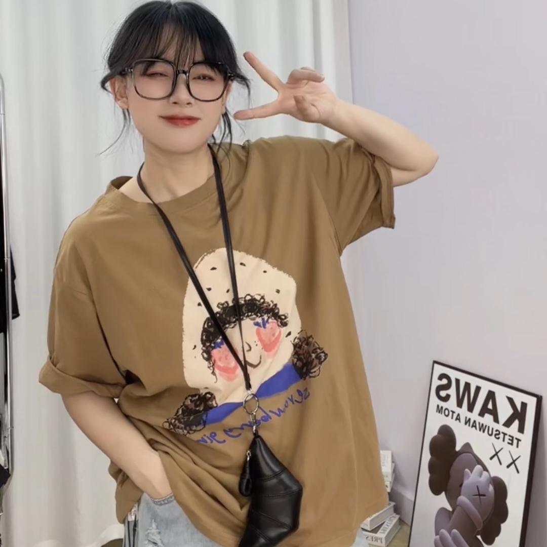 佩佩精品欧韩大版女装