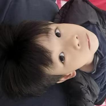 男 嘉 賓.