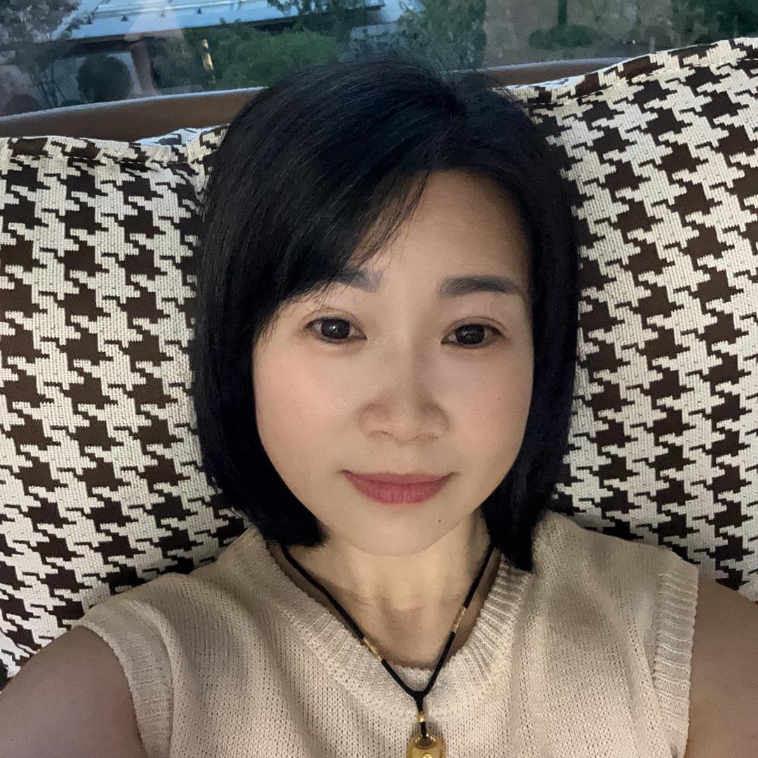 旺武电子商务商行花姐服装穿搭1号