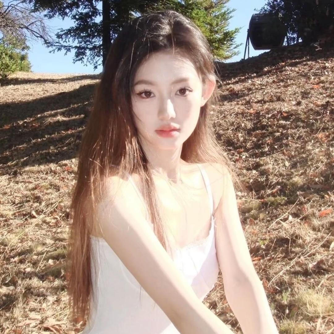 闫闫