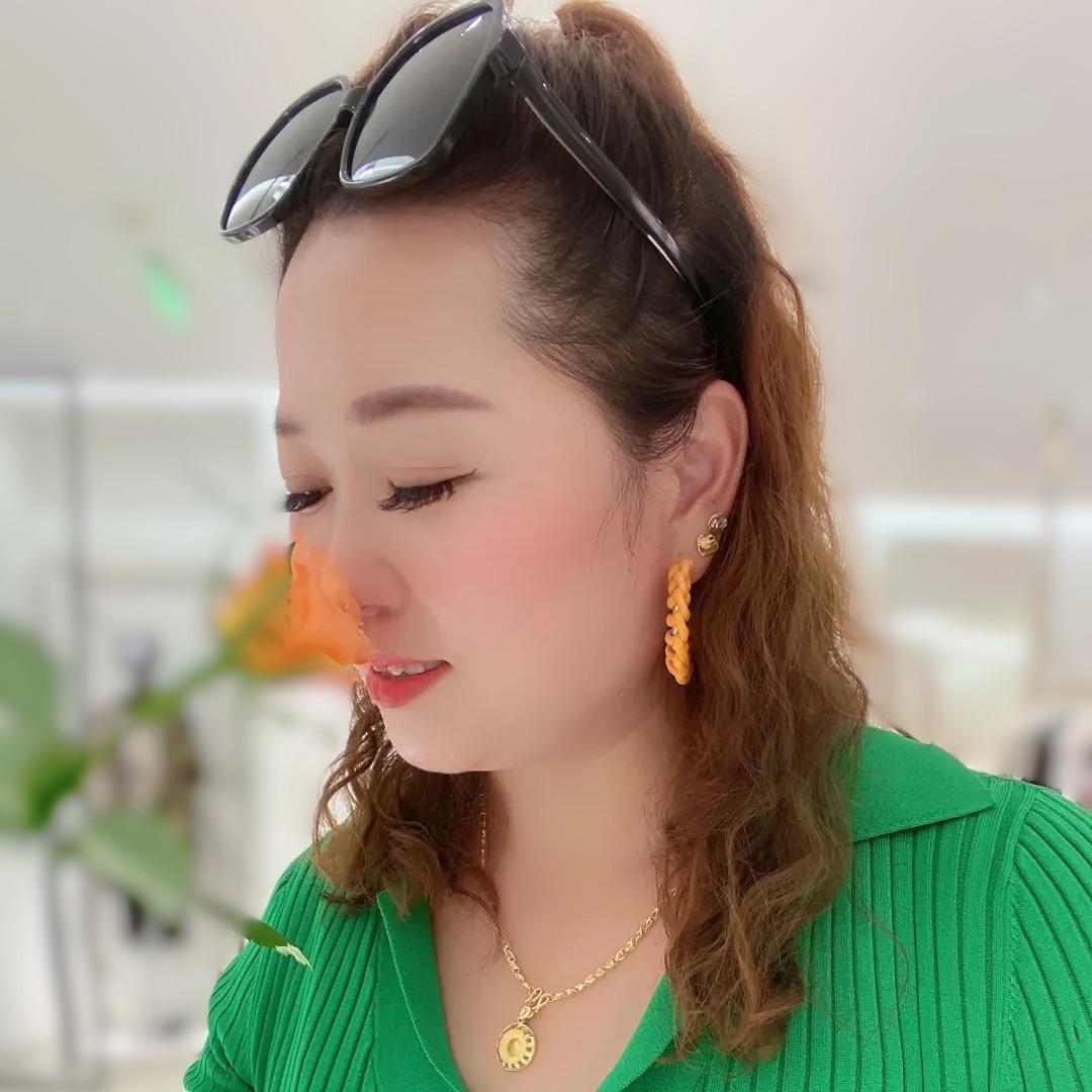 小凤吖（下午2点18直播）