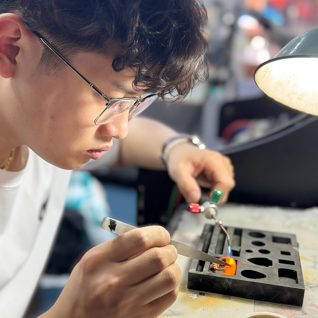 岳飞· 金饰定制维修