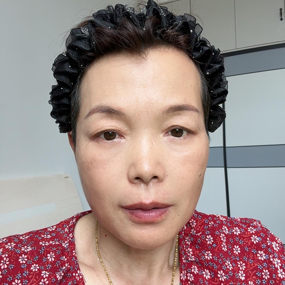 子阳妈首播筹备中