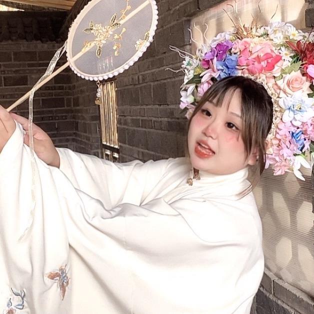 霍逗逗🐷头像