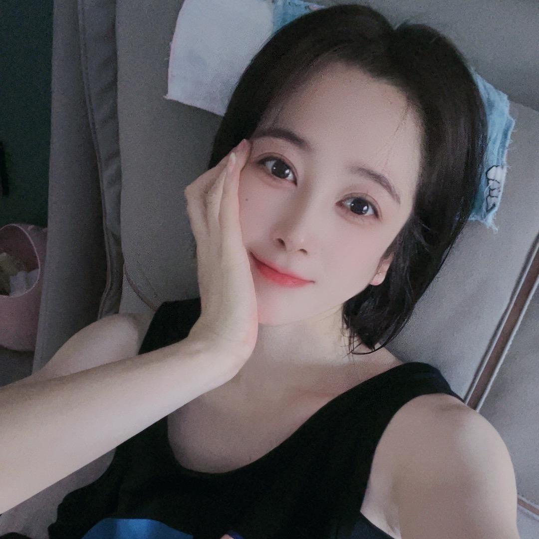 蕾蕾吖