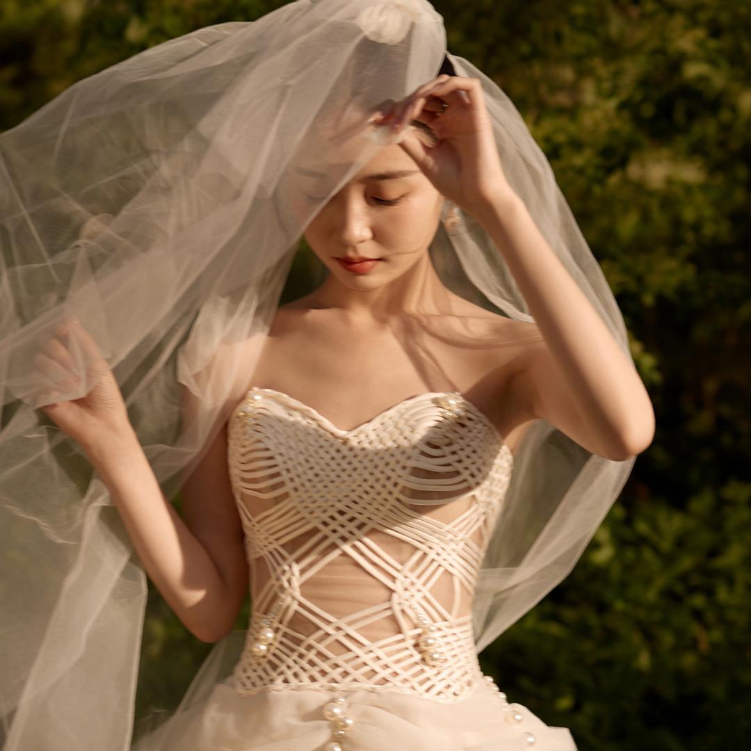 麻辣小瞳.