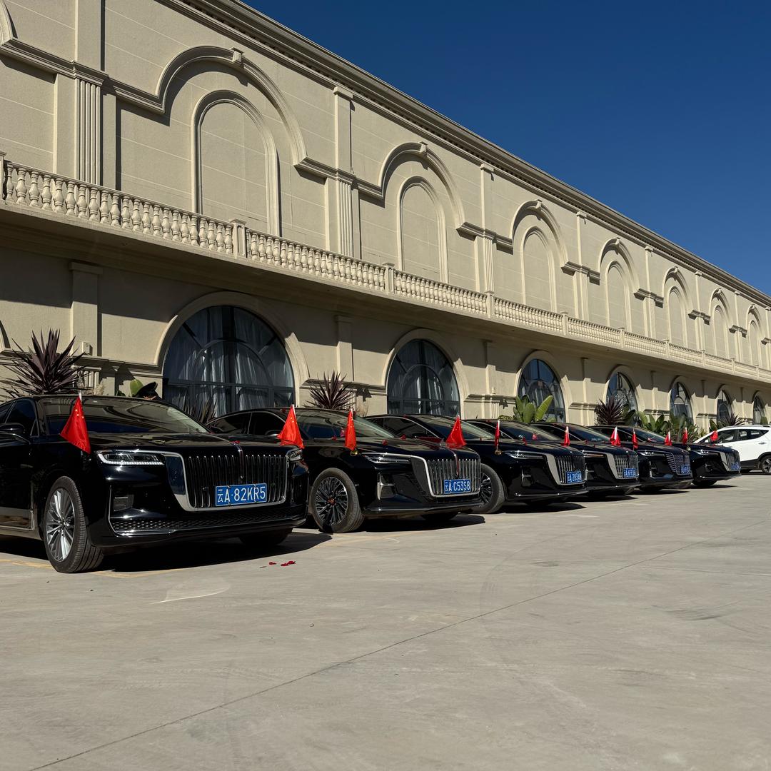 云南红旗🇨🇳婚礼车队