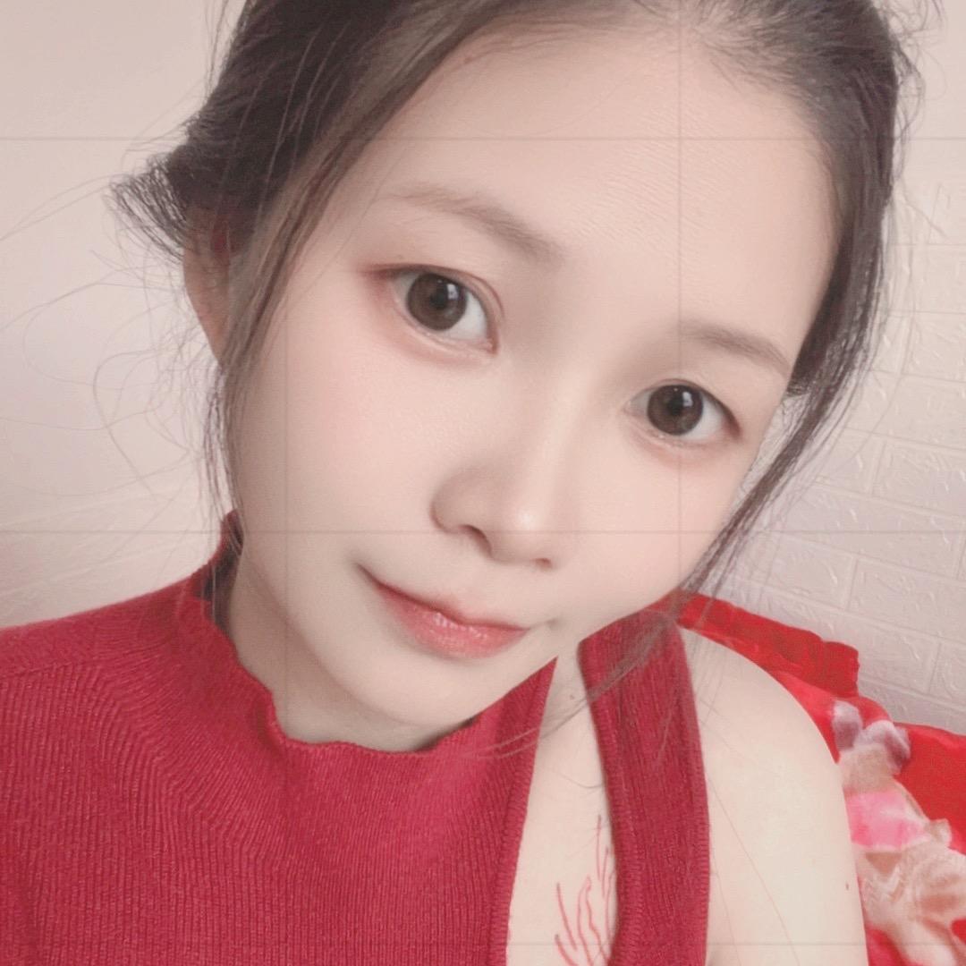 ✨ᰔᩚᥫᩣ-_ 乄芳