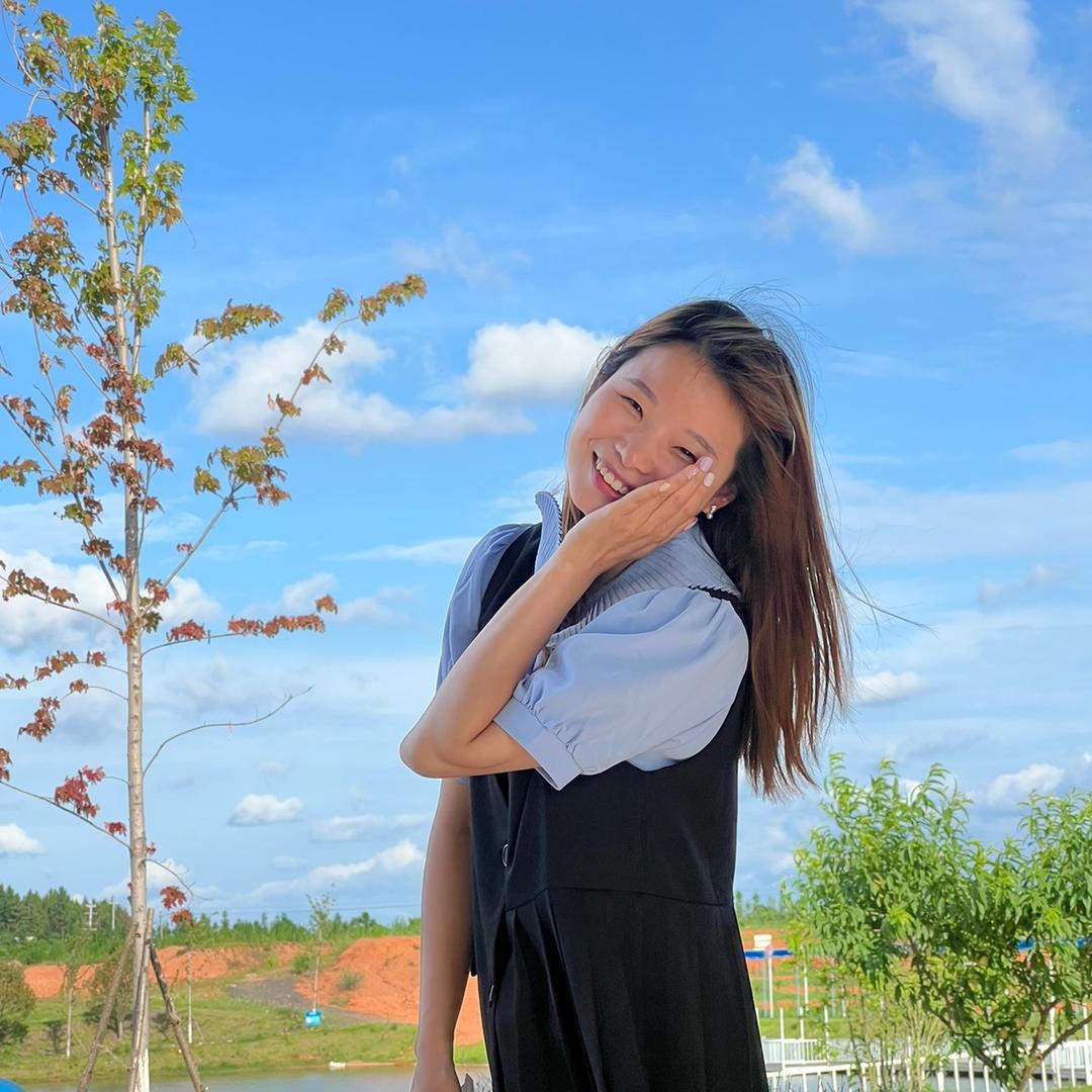 璺
