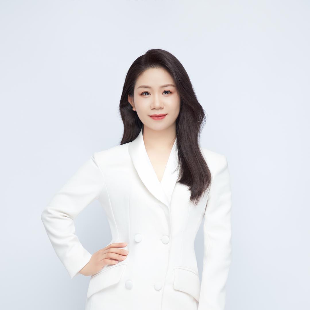 盛世誉府周羽霏