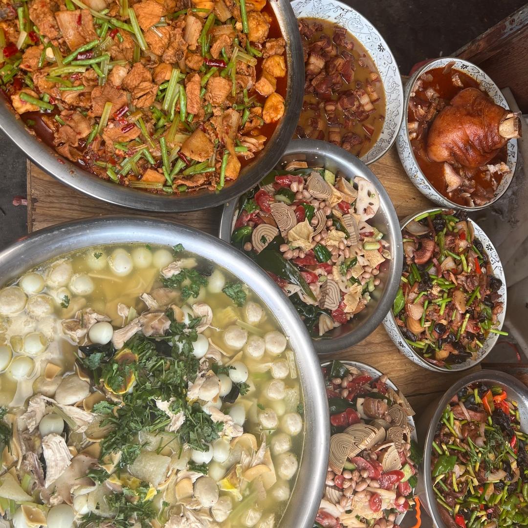 卖大席菜的敏敏呦