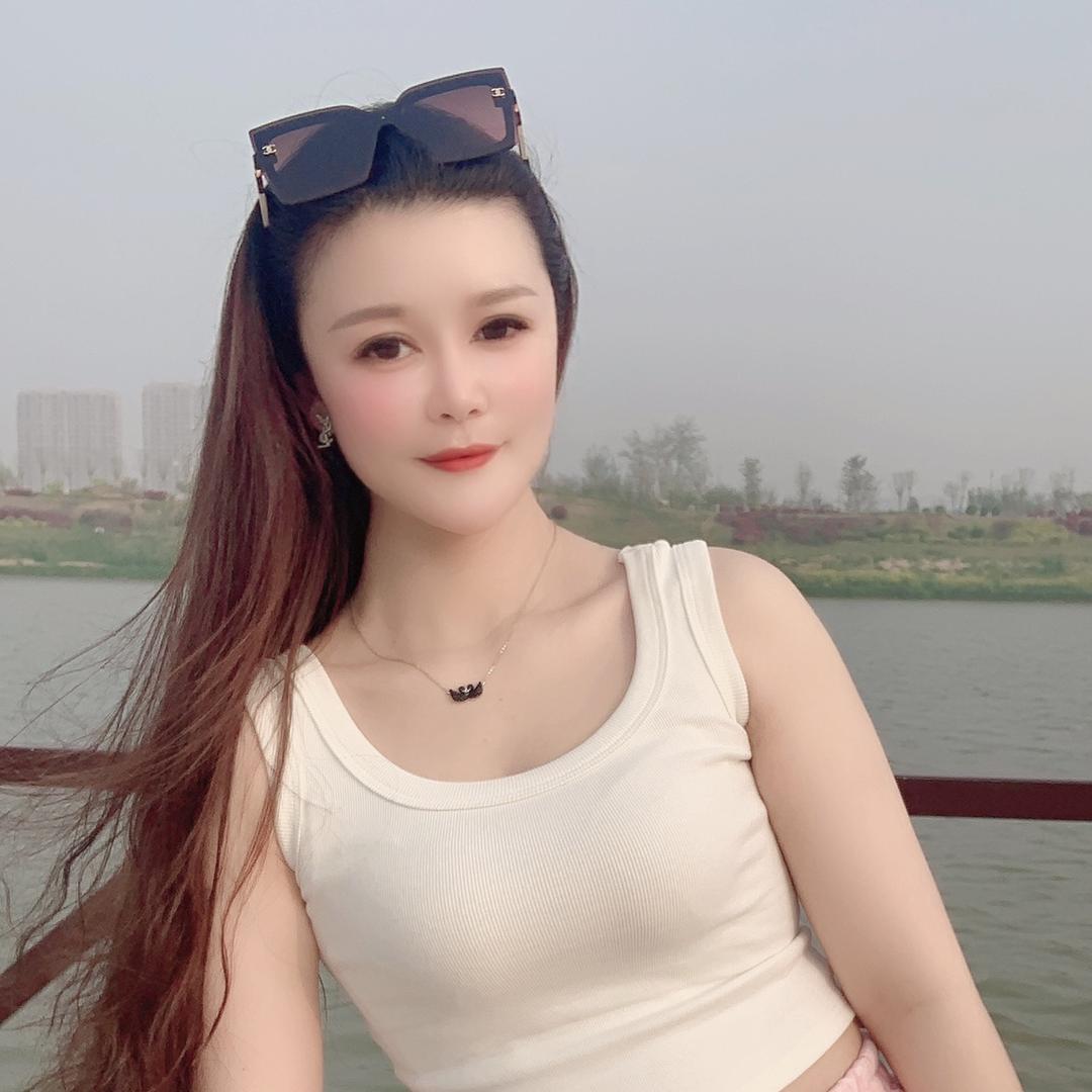 萍姐超爱吃.
