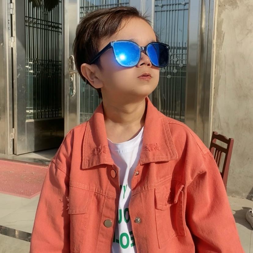 可乐🥤（袖珍人）