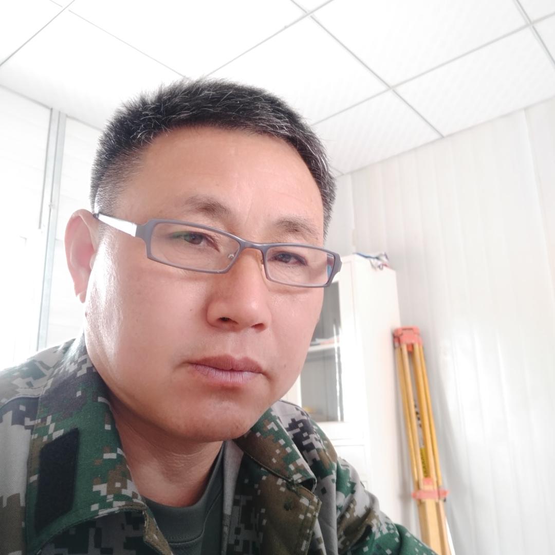 草原骏马