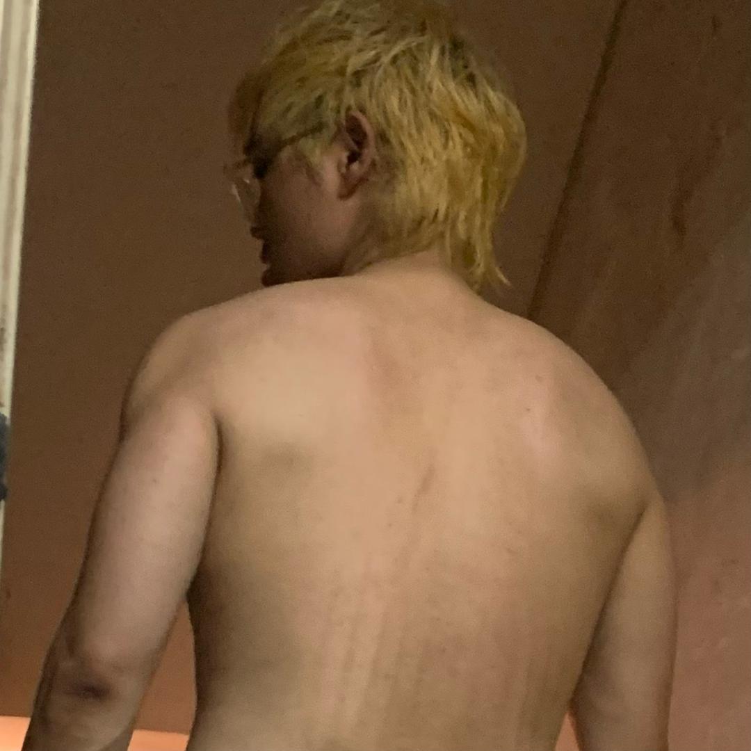 小清新正能量男孩.