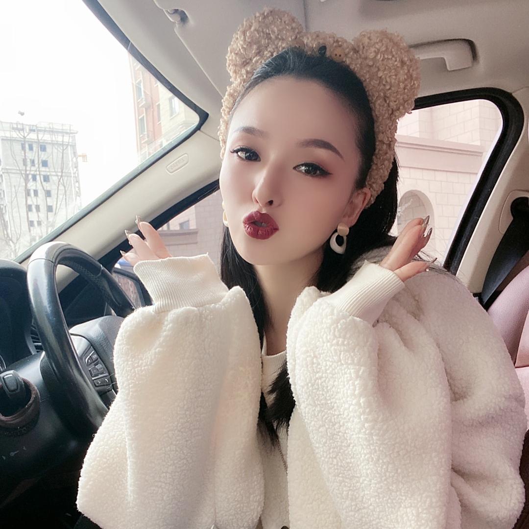 崔鑫慧 Cui xinHui