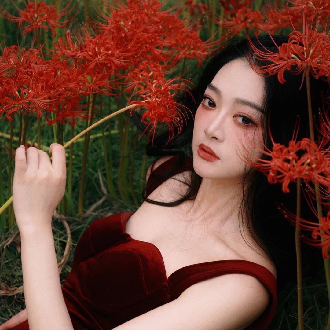 何琢言的衣帽间