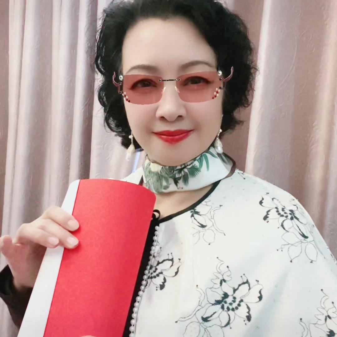 我是章丽君浙江人