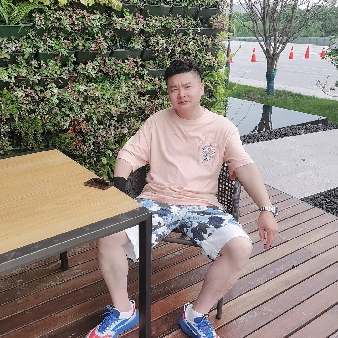 商人不是伤人·老龚