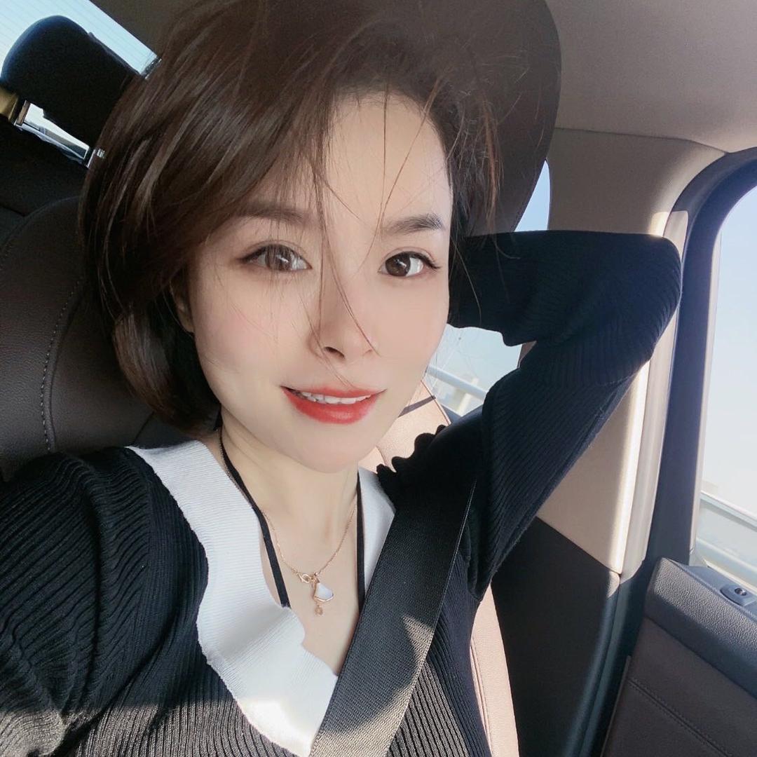 育儿师美彤