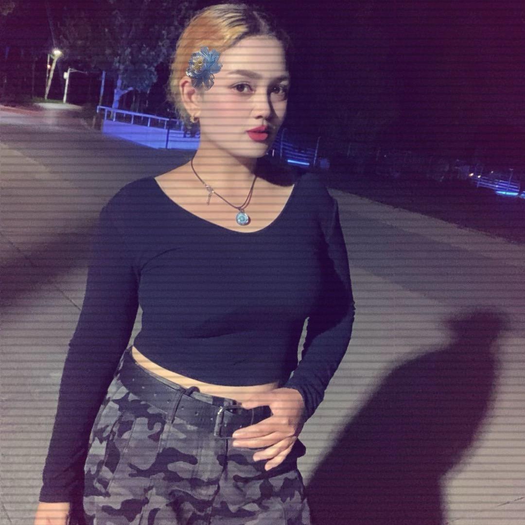 🫦