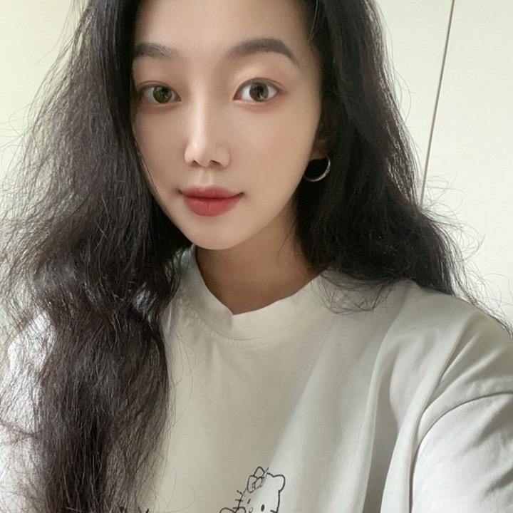 妍妍