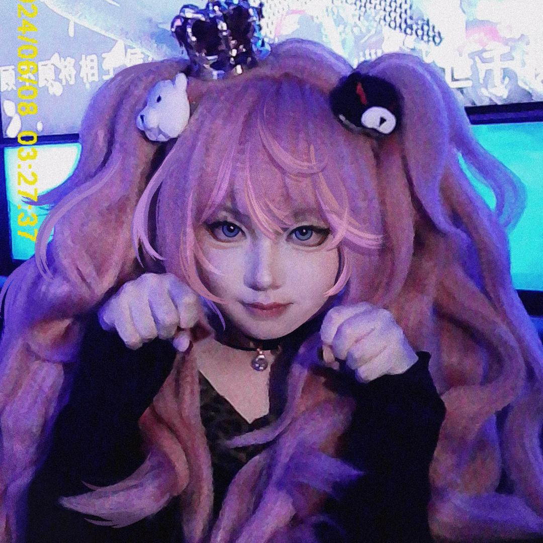 苏翳_Debbie