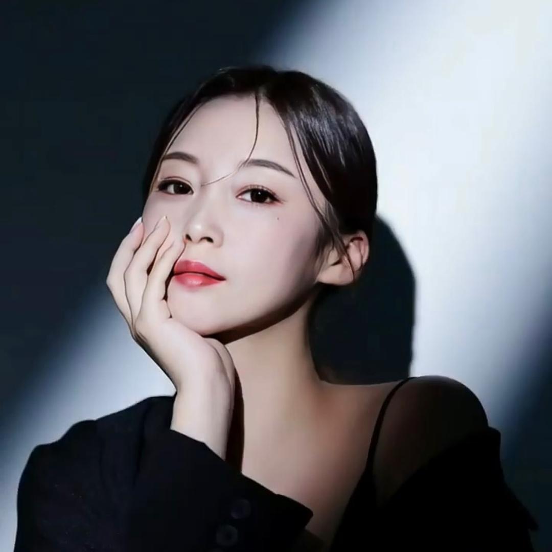 莹🍓 🍓🍓
