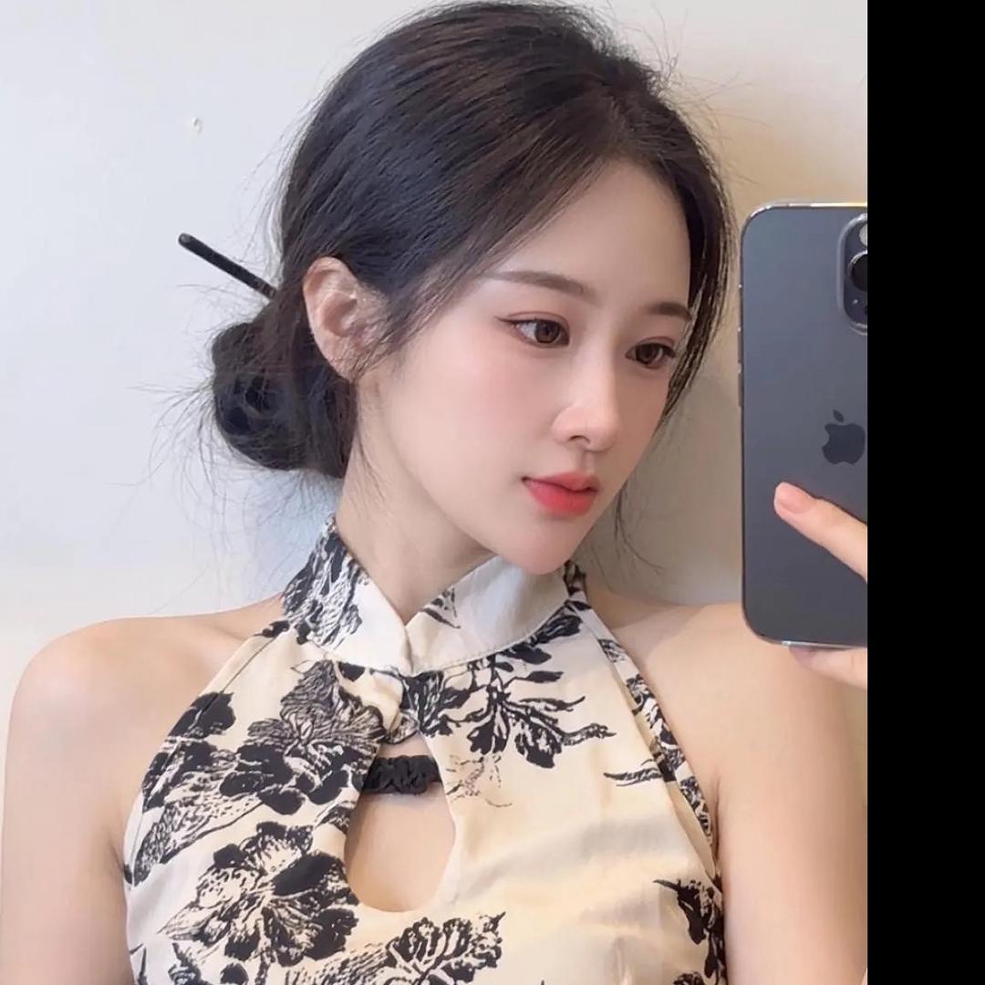 🌸 Molly 茉莉💄