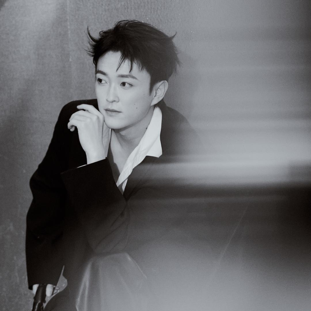 杨云屾