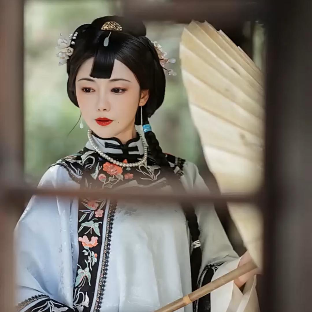 @妮可辣岛巴（六六）