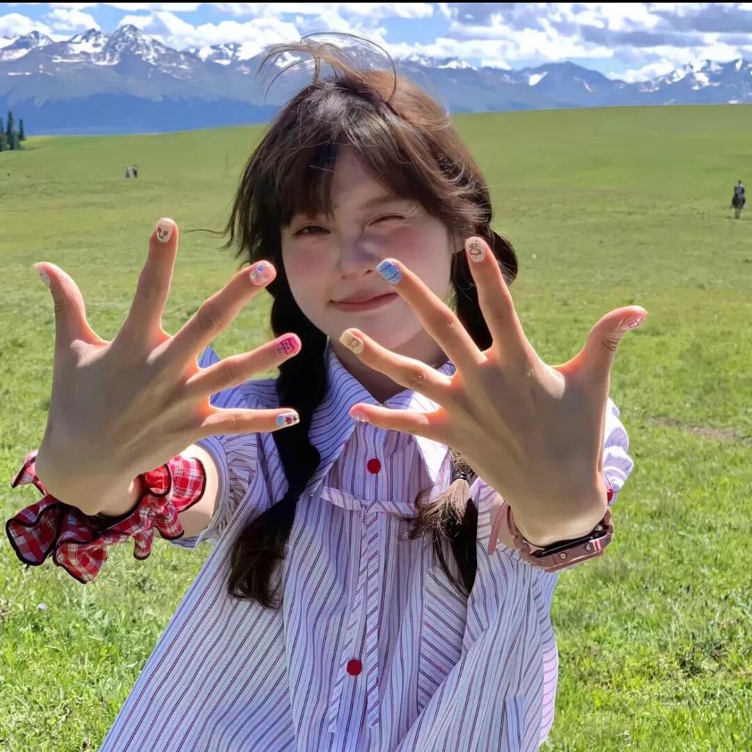 闪闪不闪✨（努力版）