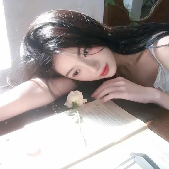 小怪🫧.