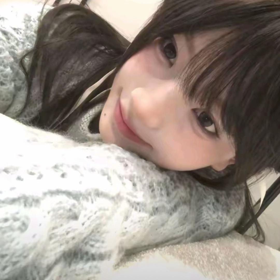 爱吃青苹果^
