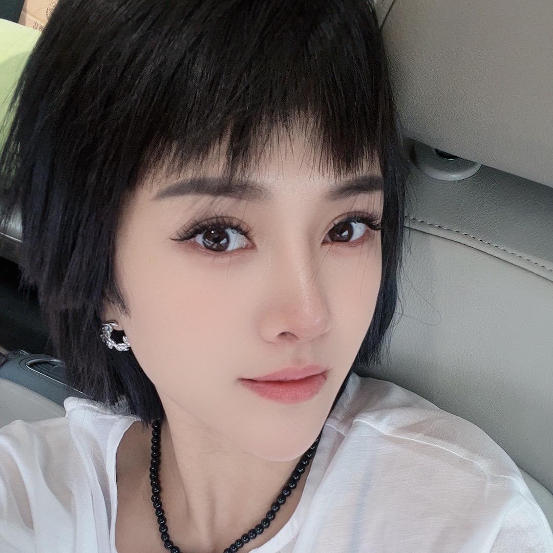 请叫我静姐