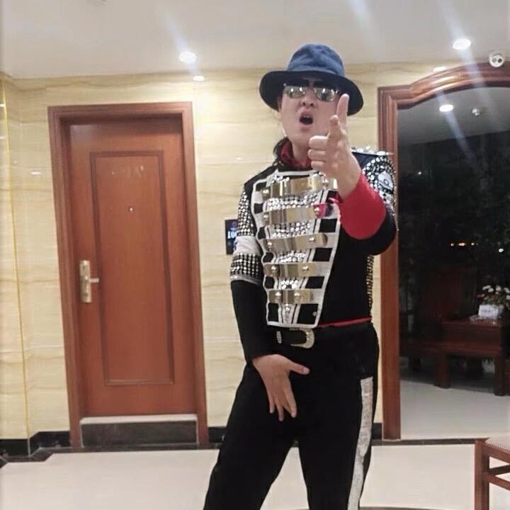 丹东演员达人酷龙