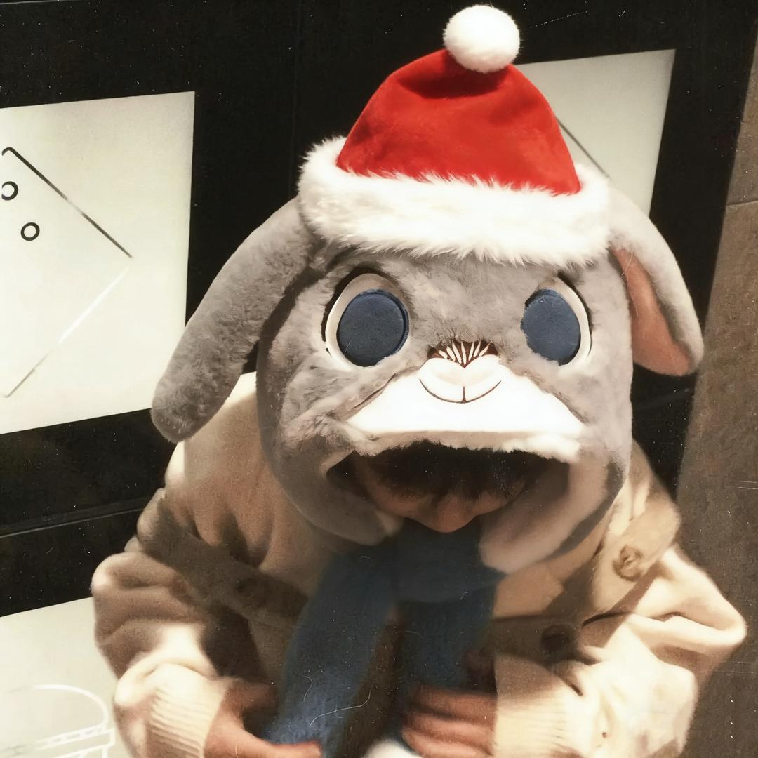 活着不玩不如死.